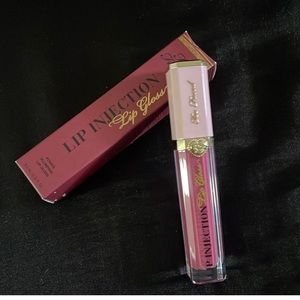 NWT Too Faced Lip injection lip gloss in ‘wanna play?’